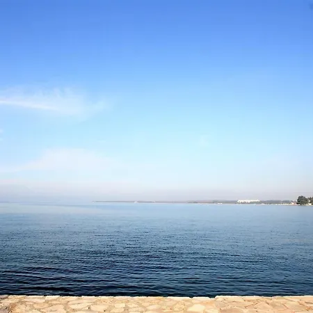 Guest house Kadezabek 3*
